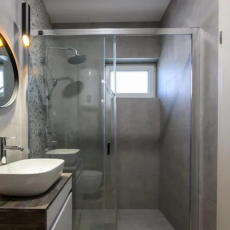 Roris House * Povljana