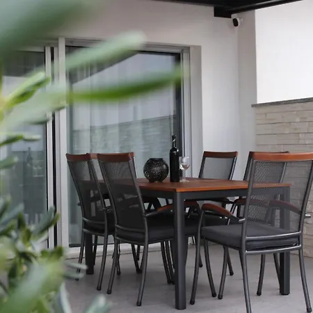 度假居 Roris House 波弗加纳