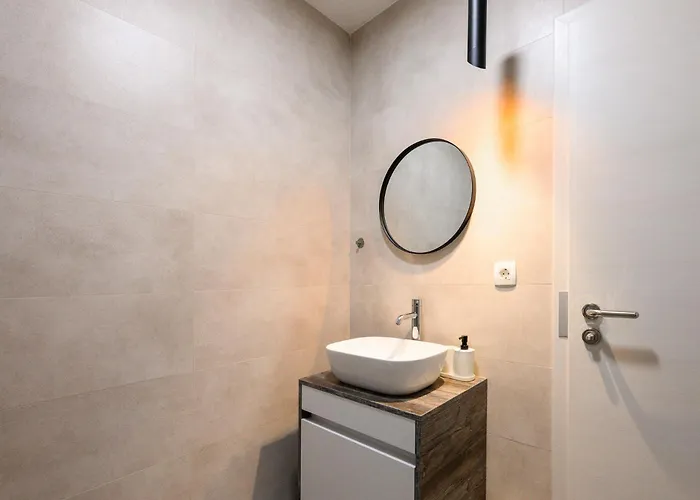 Roris House * Povljana