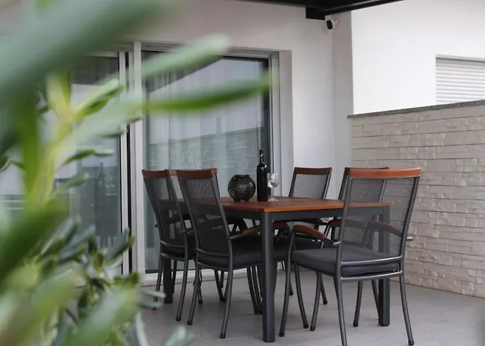 Ferienhaus Roris House Povljana