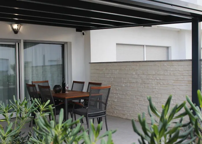 Ferienhaus Roris House Povljana