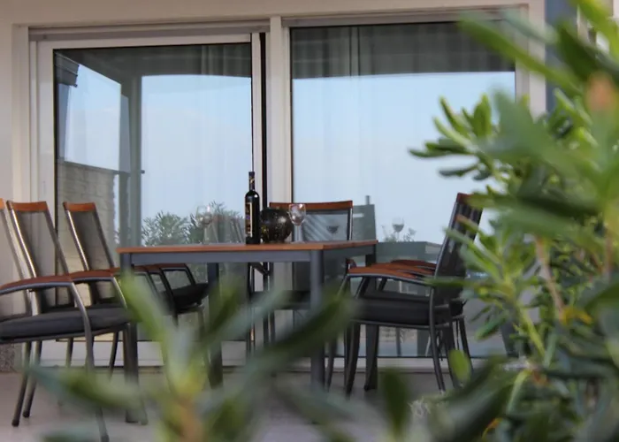 Ferienhaus Roris House *