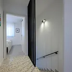 Roris House *